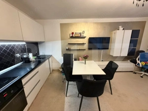 Apartament cu 2 camere de vanzare, 62 mp, zona Central - imagine 2