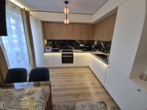 Apartament modern/ 2camere/ bloc nou/ balcon 12mp/ zona Terra - imagine 2