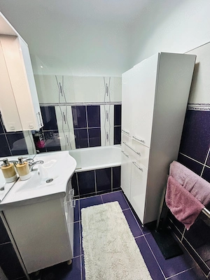 Vand apartament 3 camere, zona linistita  - imagine 5