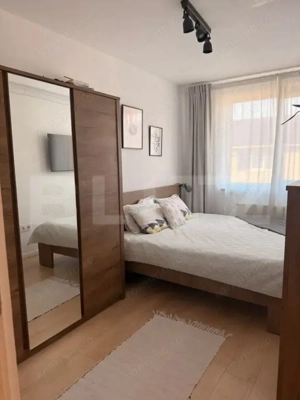 Apartament cu 3 camere de vânzare, Garaj subteran, zona Centrala  - imagine 6