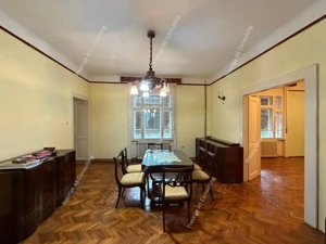 Casa individuala 2 apartamente | 310 mp utili |  clinica / birouri Elisabetin
