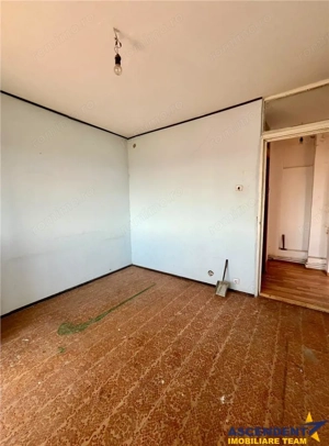 Apartament cu trei camere de renovat in Feldioara, Brasov - imagine 6