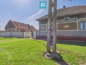Casă cu teren de 6000 mp în Duboz, Timiș - imagine 9
