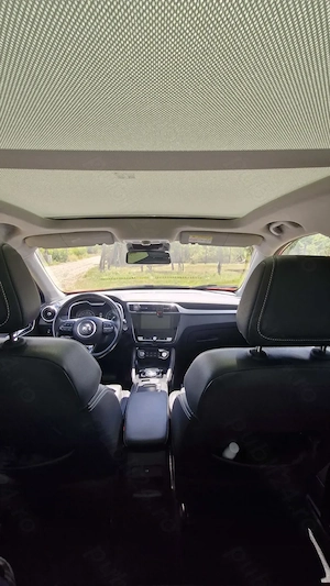 Vând MG model ZS EV - imagine 4