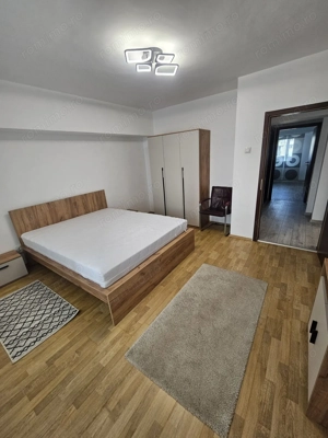 Oportunitate, Vanzare 3 Camere, PE Bd Decebal Bloc Monolit, Metrou Piața Muncii - imagine 5