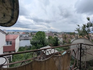 Casă impartita in 2 apartamente de 75 mp, teren 384 mp - Dambul Rotund - imagine 7