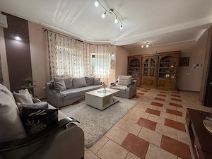Casa + teren construibil până la 1000 mp   Trapezului, Sector 3 - imagine 2