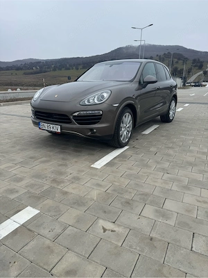 Vând Porsche Cayenne Hibrid - imagine 3