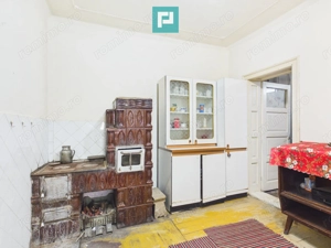 Casă cu 4 camere și teren de 2880 mp în Fiscut - imagine 6