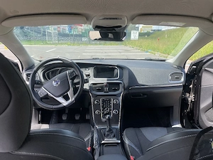volvo v40 negociabil
