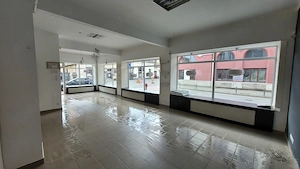 Spațiu de închiriat str. Gheorghe Șincai, fără comision, 58 mp + 22 mp (650 Eur + 250 Eur)