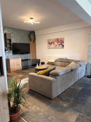 Apartament semidecomandat 56 mp, terasa 25 mp, parcare subterana, zona Vivo - imagine 3
