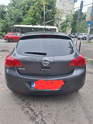 Opel Astra J - imagine 7