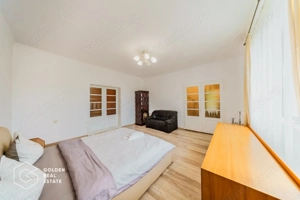 Afacere la cheie: Pensiune functionala sau casa de locuit, Ghioroc - imagine 4