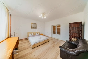 Afacere la cheie: Pensiune functionala sau casa de locuit, Ghioroc - imagine 5