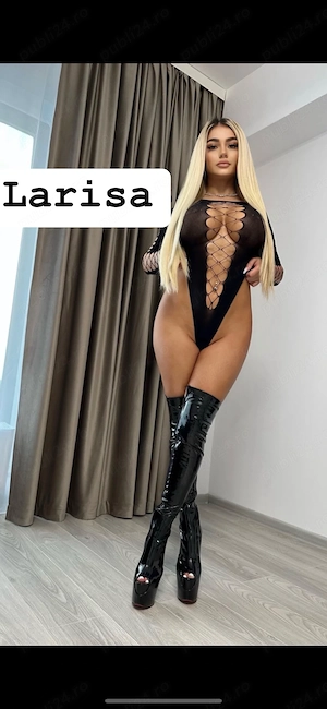 Larisa vip luxuri  blonda reală  fac si deplasari am si locatie i fac si party 