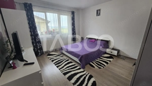 Apartament de vanzare 3 camere decomandate mobilate utilate Turnisor - imagine 3
