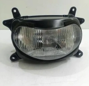 Dezmembrez Suzuki XF 650 Freewind 