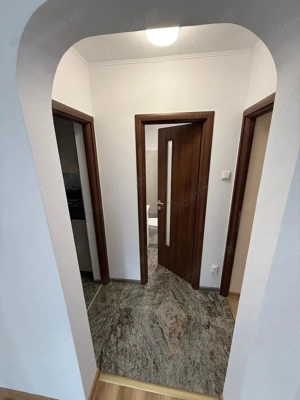  De Inchiriat: Ap. 3 Camere, Ideal și pentru Birou, Metrou EROII REVOLUTIEI