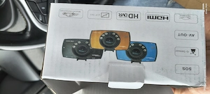 camera mașină nou nefolosita la cutie - imagine 4