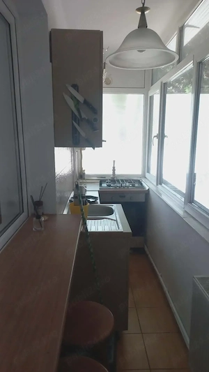 DE ÎNCHIRIAT 2 Camere -CF 1 decomandat - imagine 3