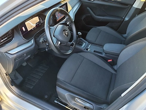 skoda 2021 2L Tdi 116 ch intretinuta reprezentanta cui de remorcare electric - imagine 5