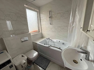 Apartament cu 3 camere lux de vanzare plus parcare subterana  situat in Andrei Muresanu Clujj  - imagine 6
