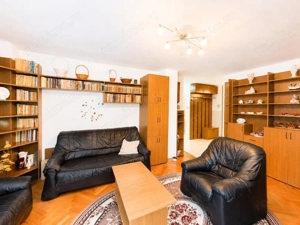 Apartament 4 Camere cu Doua GARAJE - Zona LIPOVEI - 0%COMISION - imagine 2