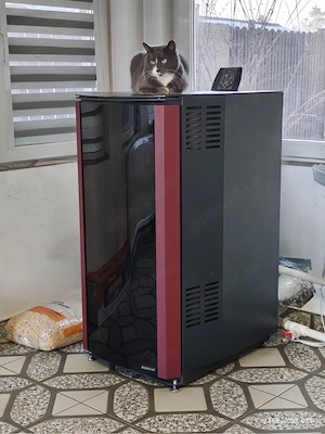 Vand termosemineu pe peleti Greyko Bijou