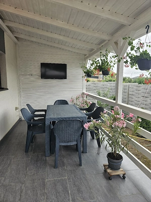 Proprieter vand casa P+1, cu 4 camere si 2 bai + terasa, Berceni, Ilfov