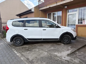Vând Dacia Lodgy Stepway - imagine 2