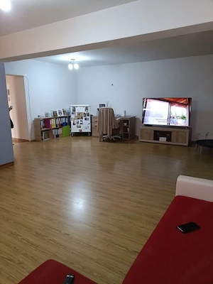 Penthouse 3 camere decomandat,182mp,terasa 61mp,zona Dudu, 247.000euro
