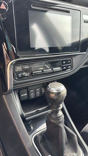 Toyota Auris  - imagine 2