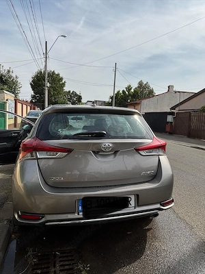 Toyota Auris  - imagine 4