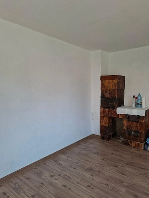 Vând casă mică cu teren aferent 400 mp Cladova, com Păuliș - imagine 6