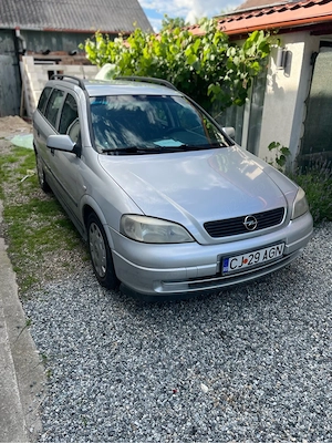 Dezmembrez Opel Astea 2.0 diesel 2003