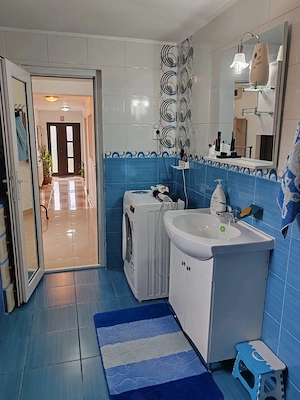 Casa 2 camere cu centrala gaz si teren 300 mp zona Primarie si Scoala - imagine 8