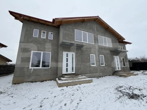 Casa duplex la rosu C1+C2, 302 mp utili, 500 mp teren  - imagine 2