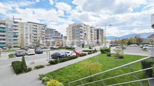 Apartament cu boxa si parcare zona Coresi - imagine 12