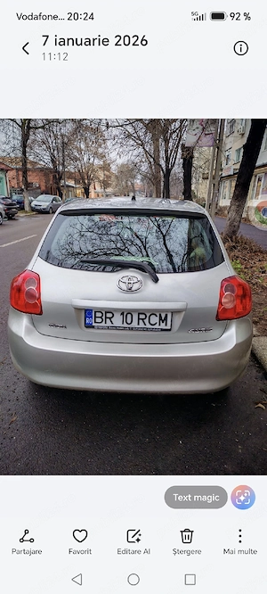 Vand Toyota Auris 1,6 benzină  - imagine 2