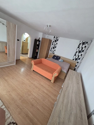 Proprietar vand apartament cu o camera - imagine 9