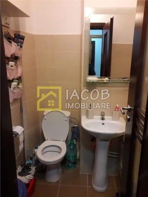 Apartament cu 3 camere, zona Milcov, Bacau - imagine 18