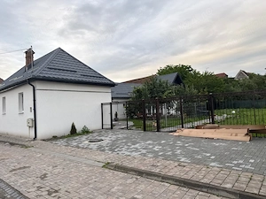 Vând casă în Avrig