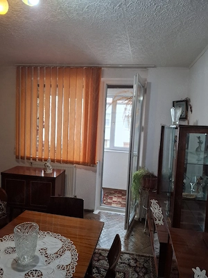 Apartament de vanzare , 54 metri patrati  - imagine 2