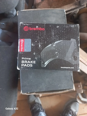 Set plăcuțe frână Brembo noi. - imagine 2
