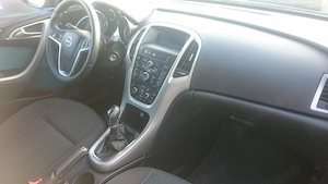 Opel astra j - imagine 4