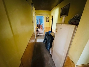 Apartament 3 camere decomandat, etaj 2 10, Crihala Sud 