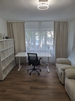 Dau in chirie ap 3 cam PB , parter Zona -str Barierei , lux, loc parcare - imagine 2
