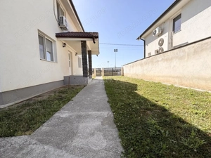 Vila de vanzare in Sanmartin - imagine 15
