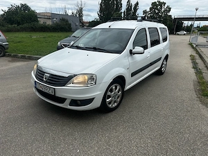 Dacia Logan MCV Laureate 1.5 dCi 75 CP, 2012 - imagine 2